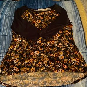 Nabee - Size unknown but appears to be a L or XL - Black with orange & green